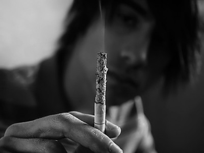 在线轰炸机电话软件